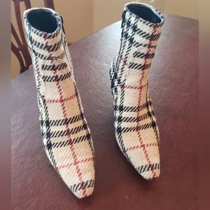 Classic Burberry booties- Size 7 1/2M
